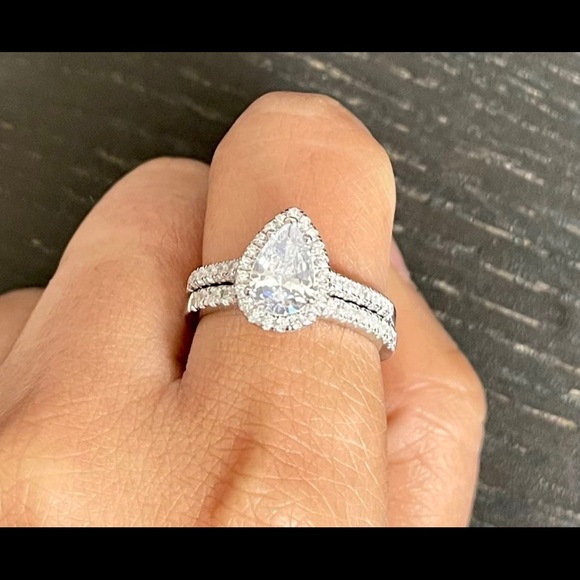 925 Sterling Silver Delicate Water Drop Stacking Ring - Picture 4 of 4